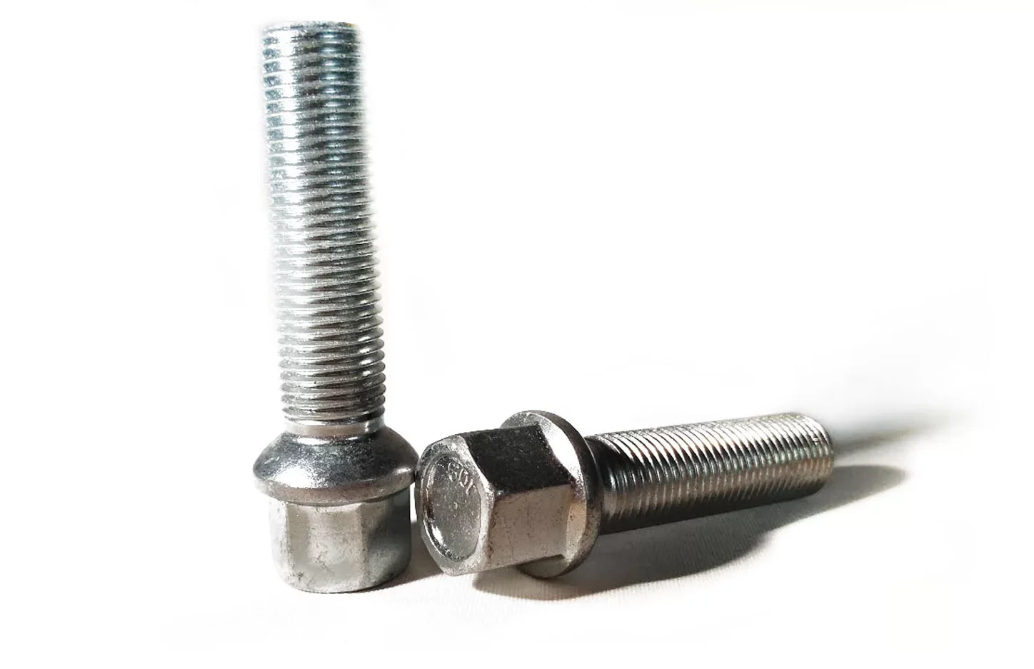 The difference between wheel bolts with R12, R13, R14, and R15 ball ...